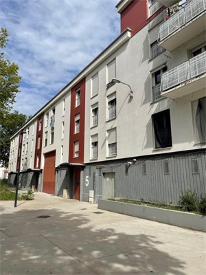 t3 à la location -   84000  AVIGNON, surface 44 m2 location t3 - UBI479356310
